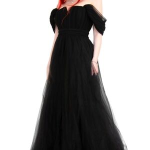 FoxBlood Black Swan Gown XL